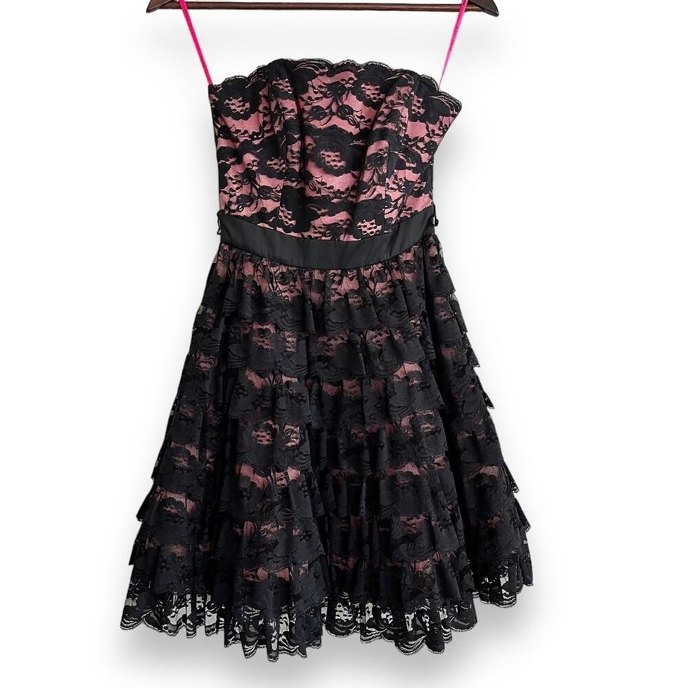 BETSEY JOHNSON dress black tiered floral lace pink lining tulle party goth 0 NWT